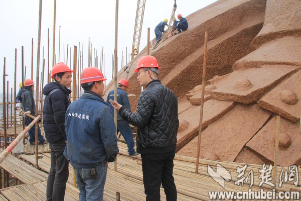 現(xiàn)全球最大關(guān)公青銅雕像，目測(cè)宇達(dá)施工（圖）